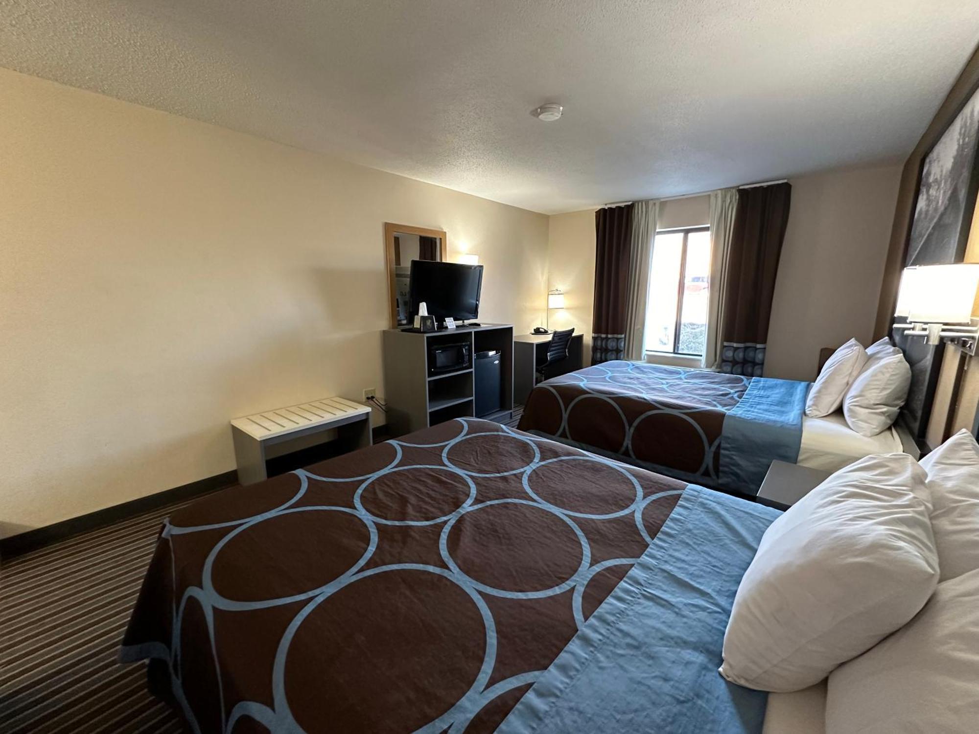 Super 8 By Wyndham Columbia Clark Lane Ξενοδοχείο Εξωτερικό φωτογραφία